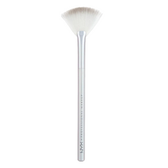 NYX PROFESSIONAL MAKEUP Holographic Halo Micro Highlighting Brush