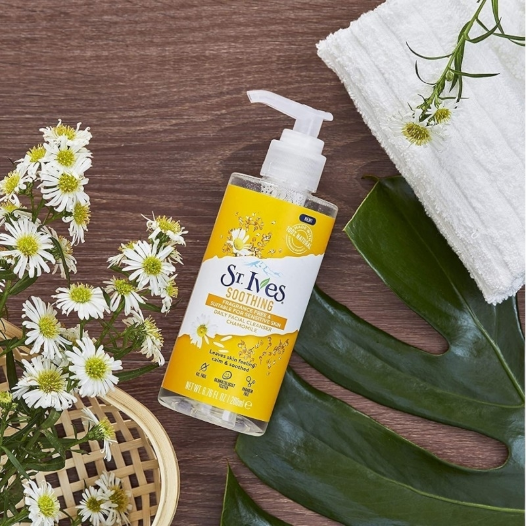 St lves Soothing Daily Facial Cleanser Chamomile 200ml